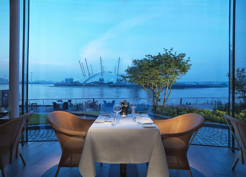 Radisson Blu Hotel, London Canary Wharf East 외부 사진