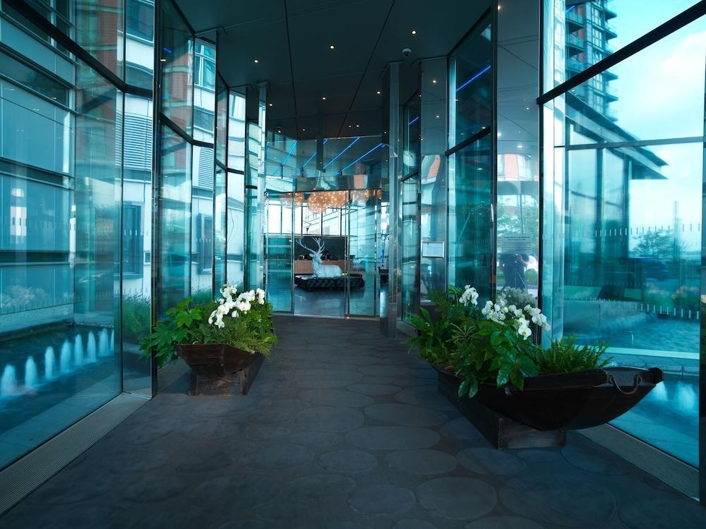 Radisson Blu Hotel, London Canary Wharf East 외부 사진