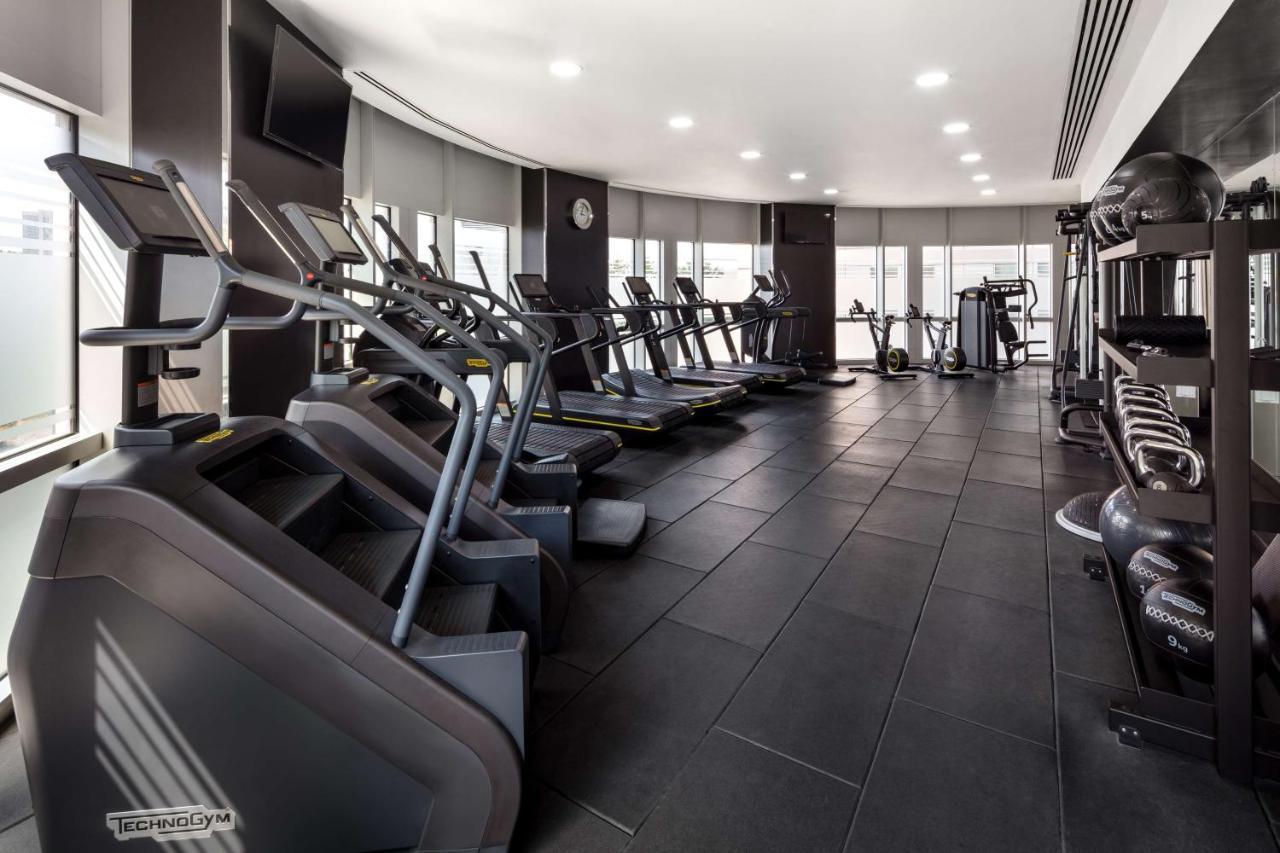 Radisson Blu Hotel, London Canary Wharf East 외부 사진