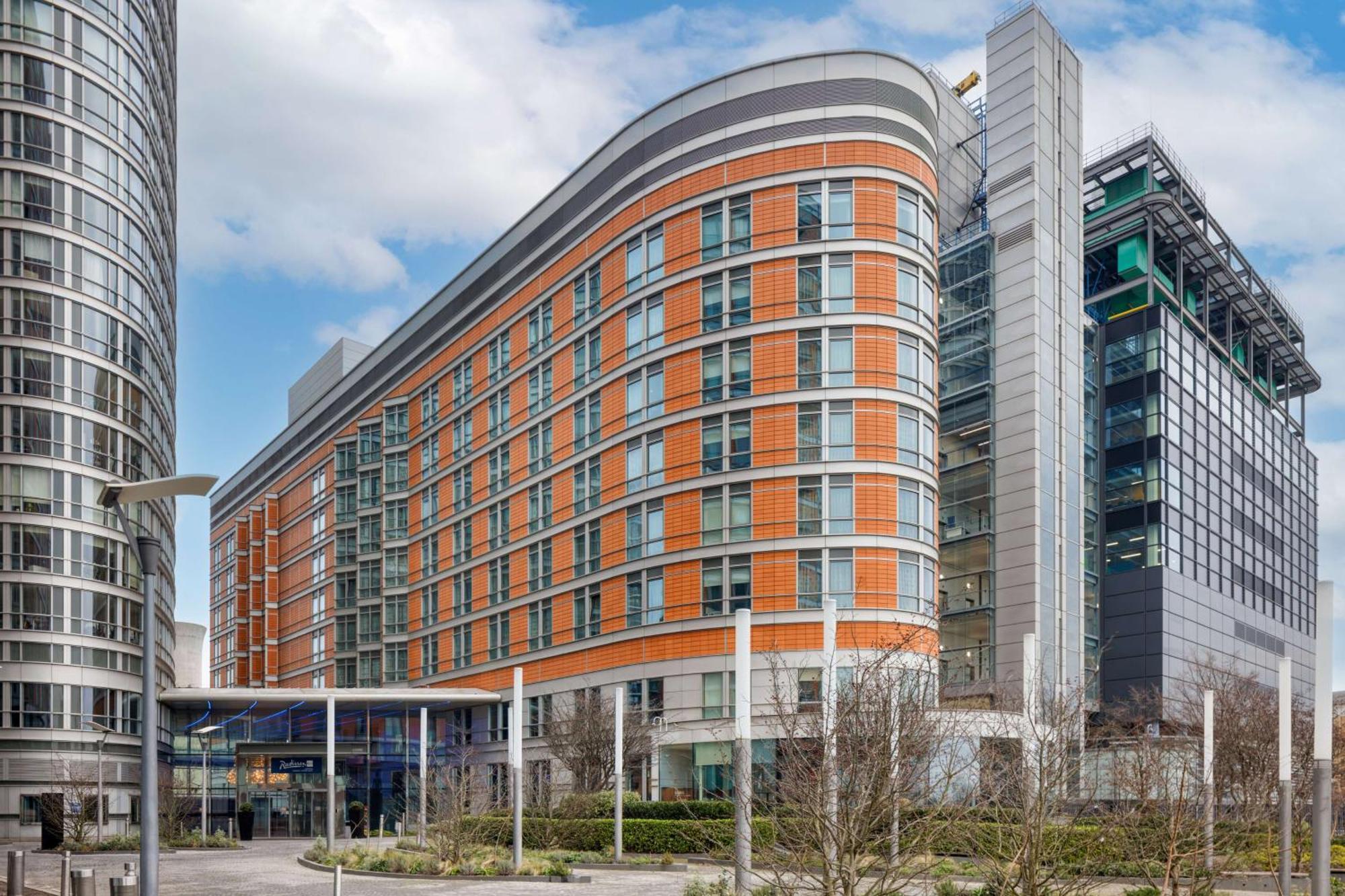 Radisson Blu Hotel, London Canary Wharf East 외부 사진
